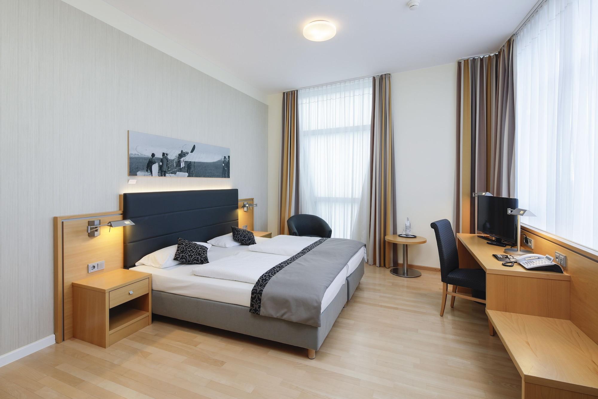 Airporthotel Berlin-Adlershof Kültér fotó