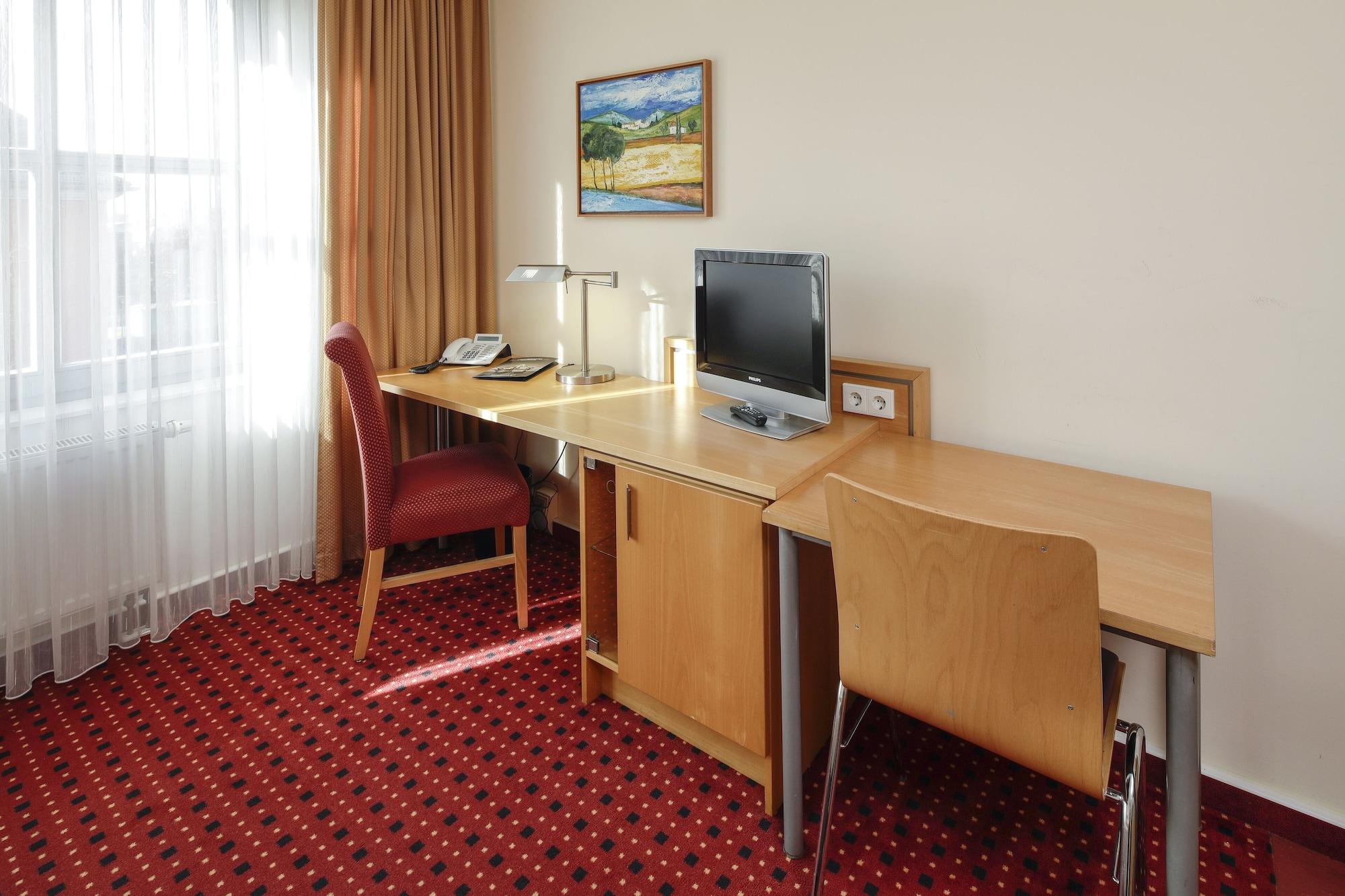 Airporthotel Berlin-Adlershof Kültér fotó