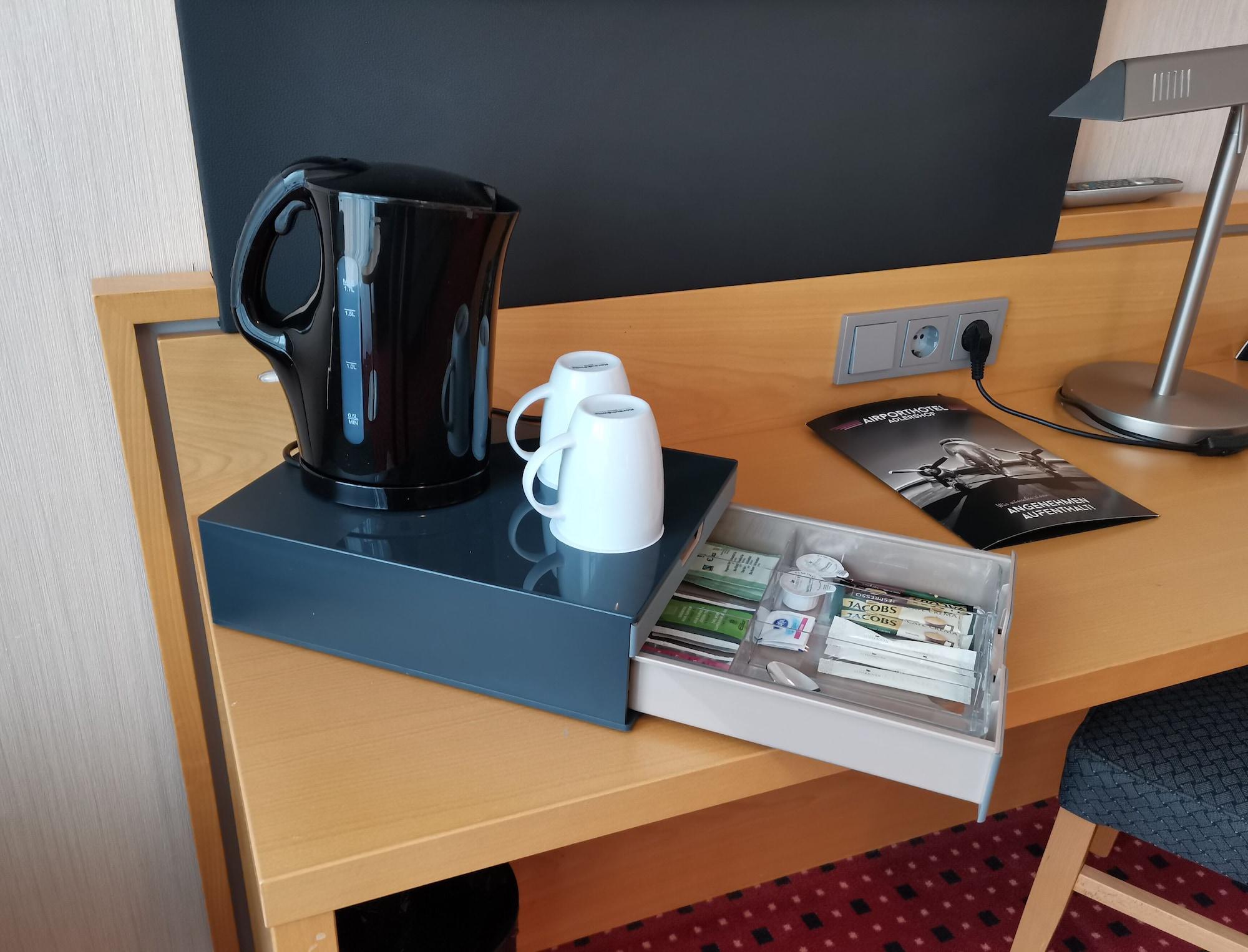Airporthotel Berlin-Adlershof Kültér fotó