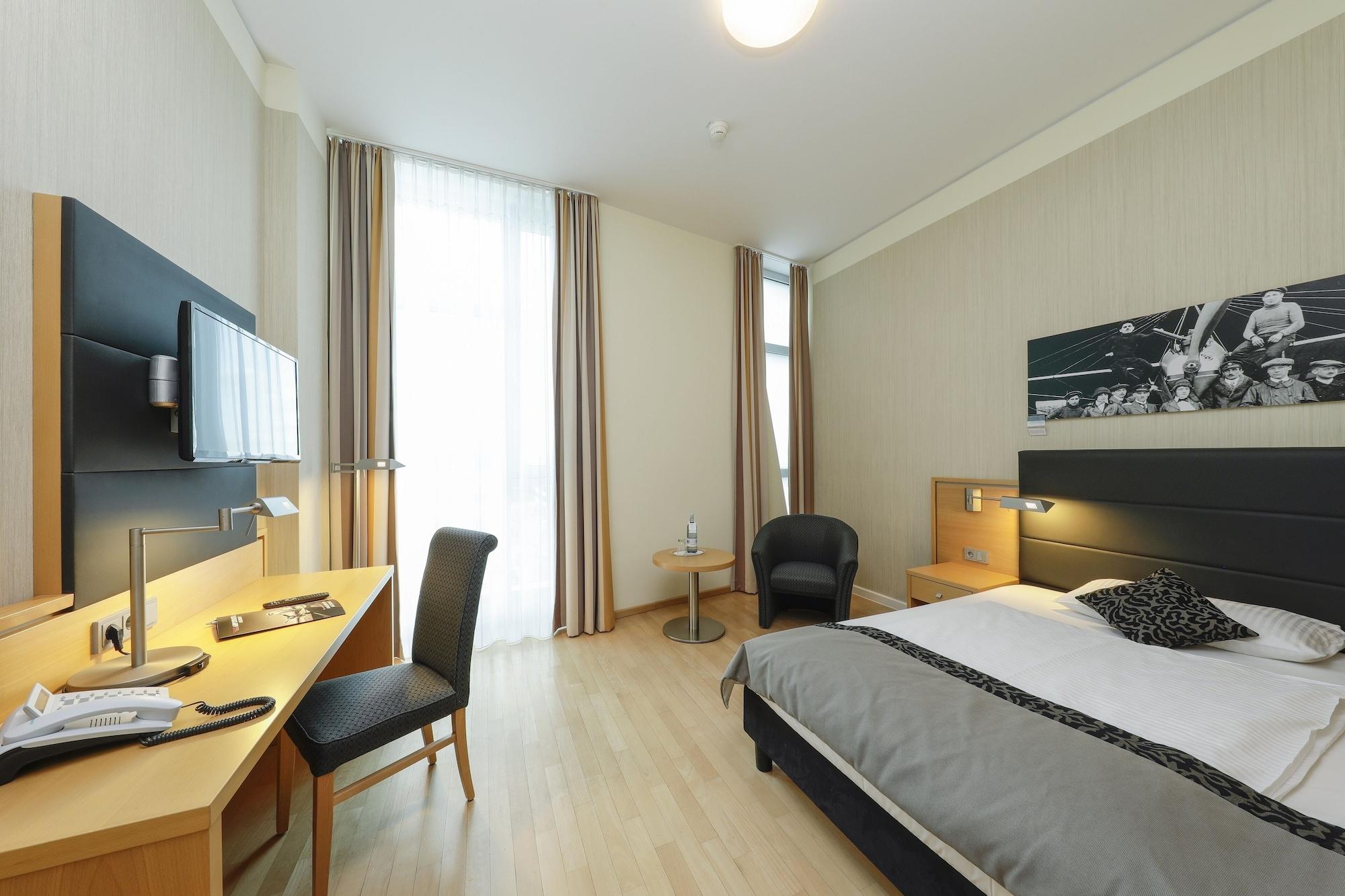 Airporthotel Berlin-Adlershof Kültér fotó