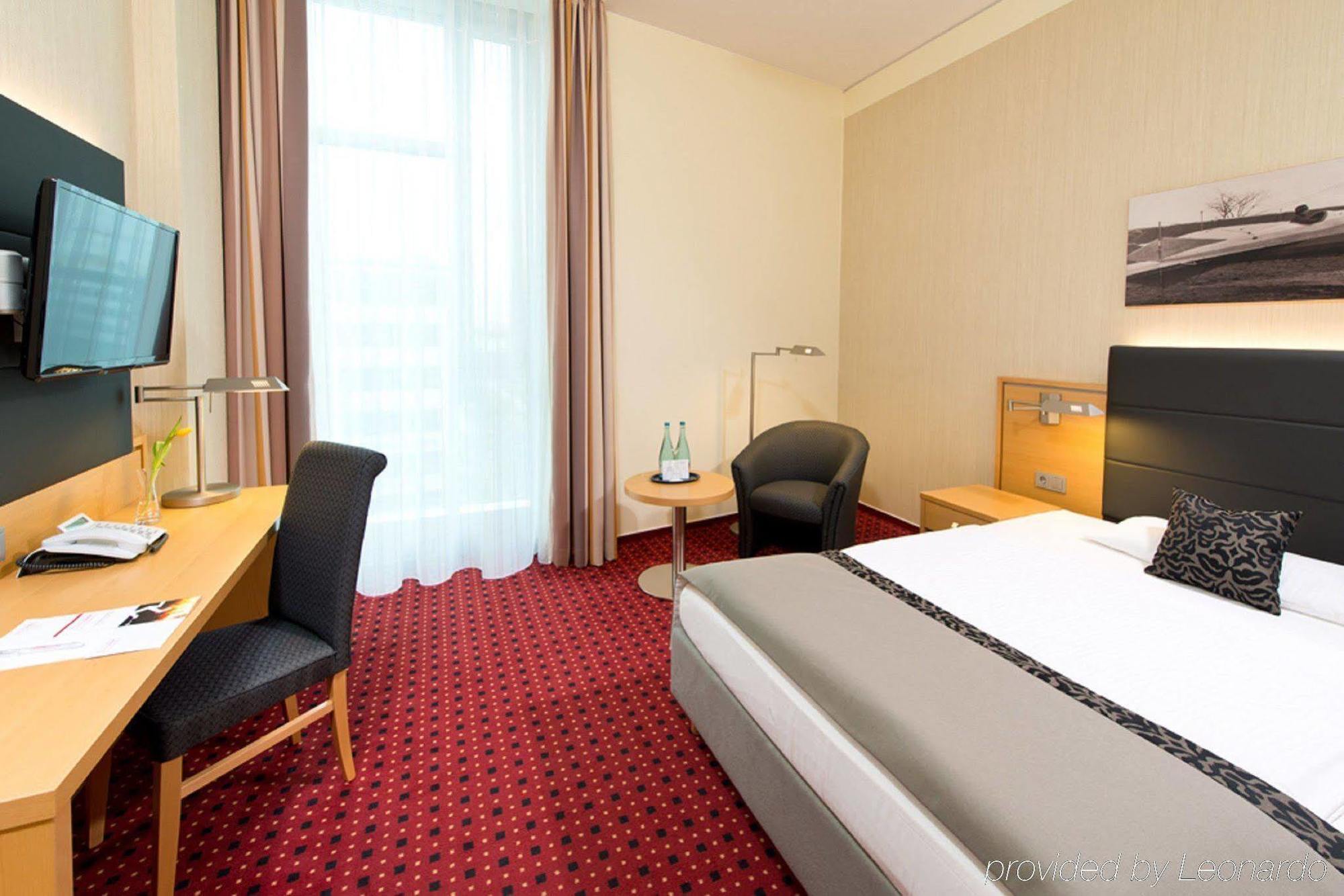 Airporthotel Berlin-Adlershof Kültér fotó